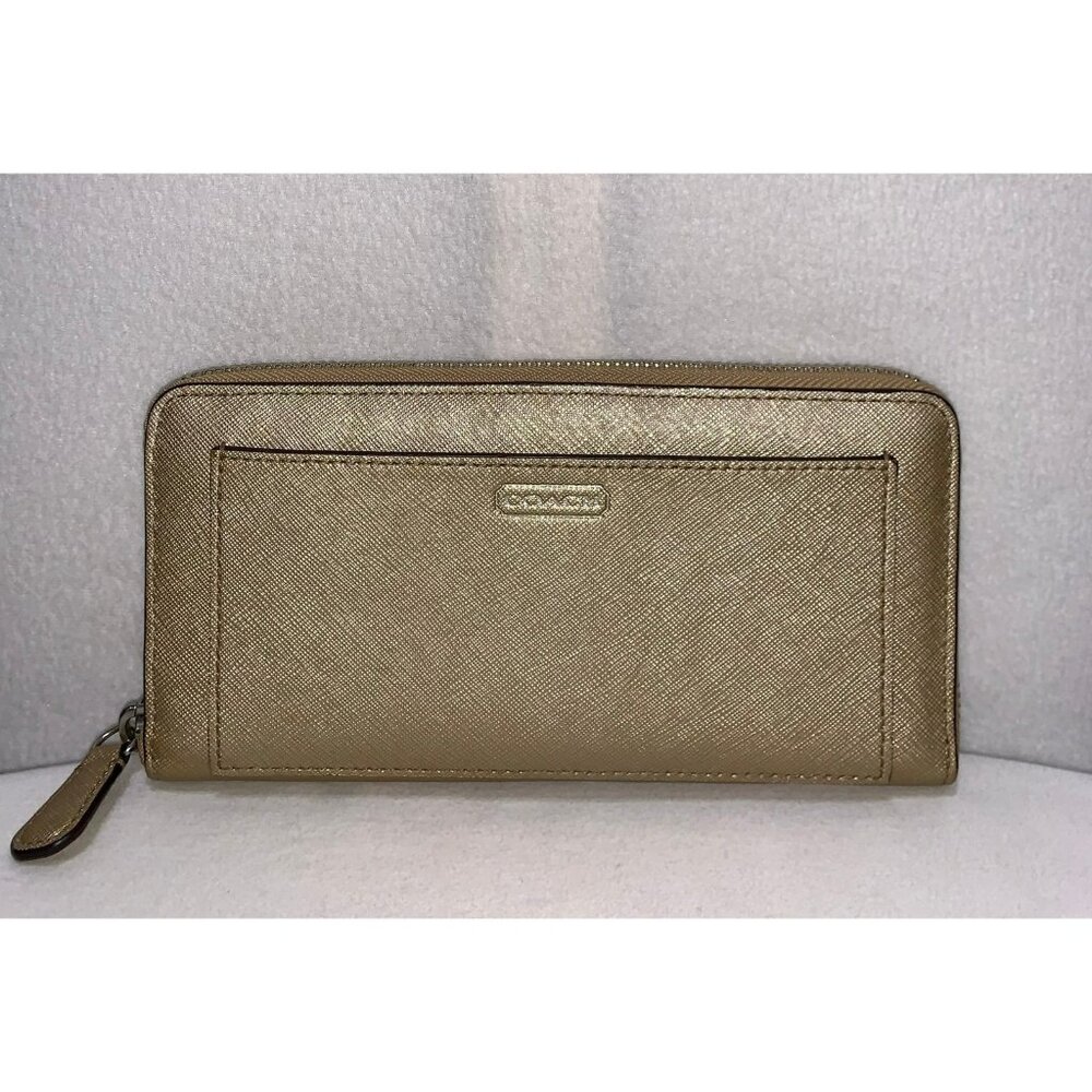 Coach Crossgrain Leather Zip Around Wallet Front Pocket Gold